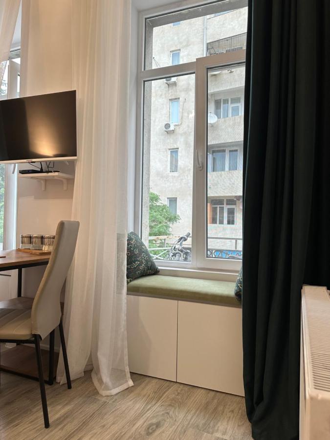 Apartment In The Center Of Tbilisi Eksteriør bilde